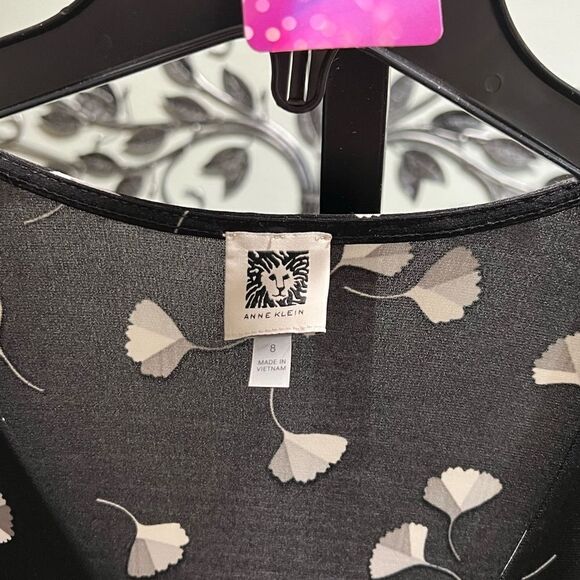 EUC Anne Klein Black Floral Wrap Dress Size 8 #069 - Picture 2 of 6